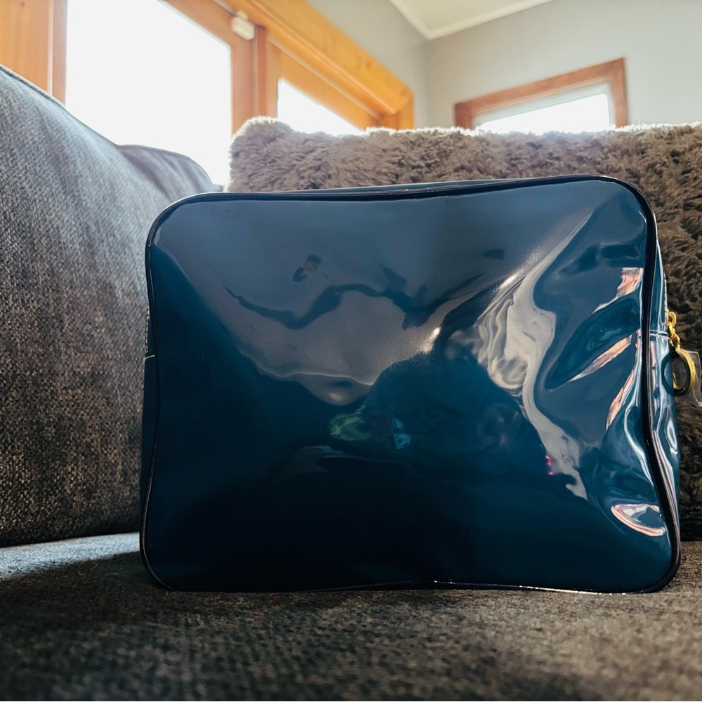 Estee Lauder Navy Patent Cosmetic Pouch